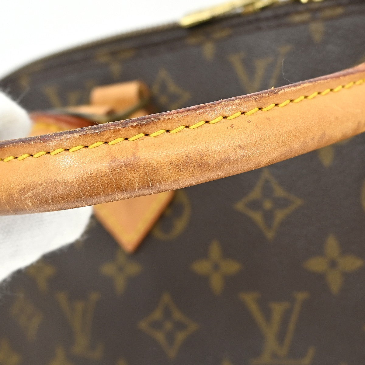 Louis Vuitton Alma Handbag Monogram Canvas Brown Canvas Handbag (Pre-Owned)