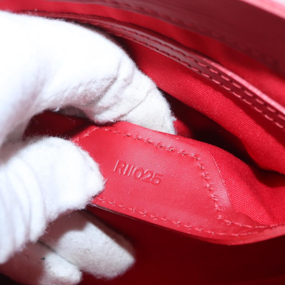 Louis Vuitton Sac Plat Bag Epi Leather Red Leather Tote Bag Bag (Pre-Owned)