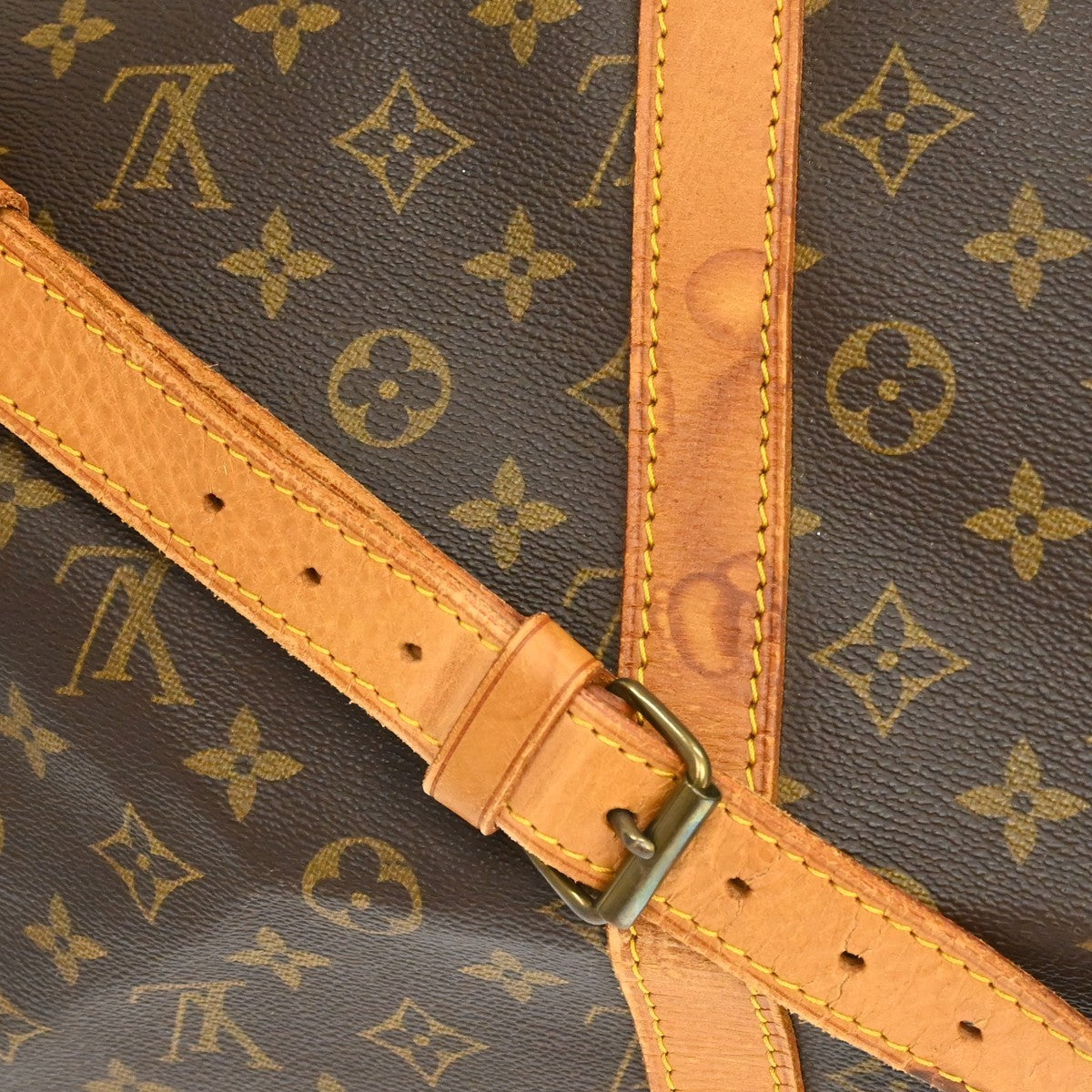 Louis Vuitton Keepall Bandouliere Bag Monogram Canvas Brown Canvas Travel Bag Bag (Pre-Owned)