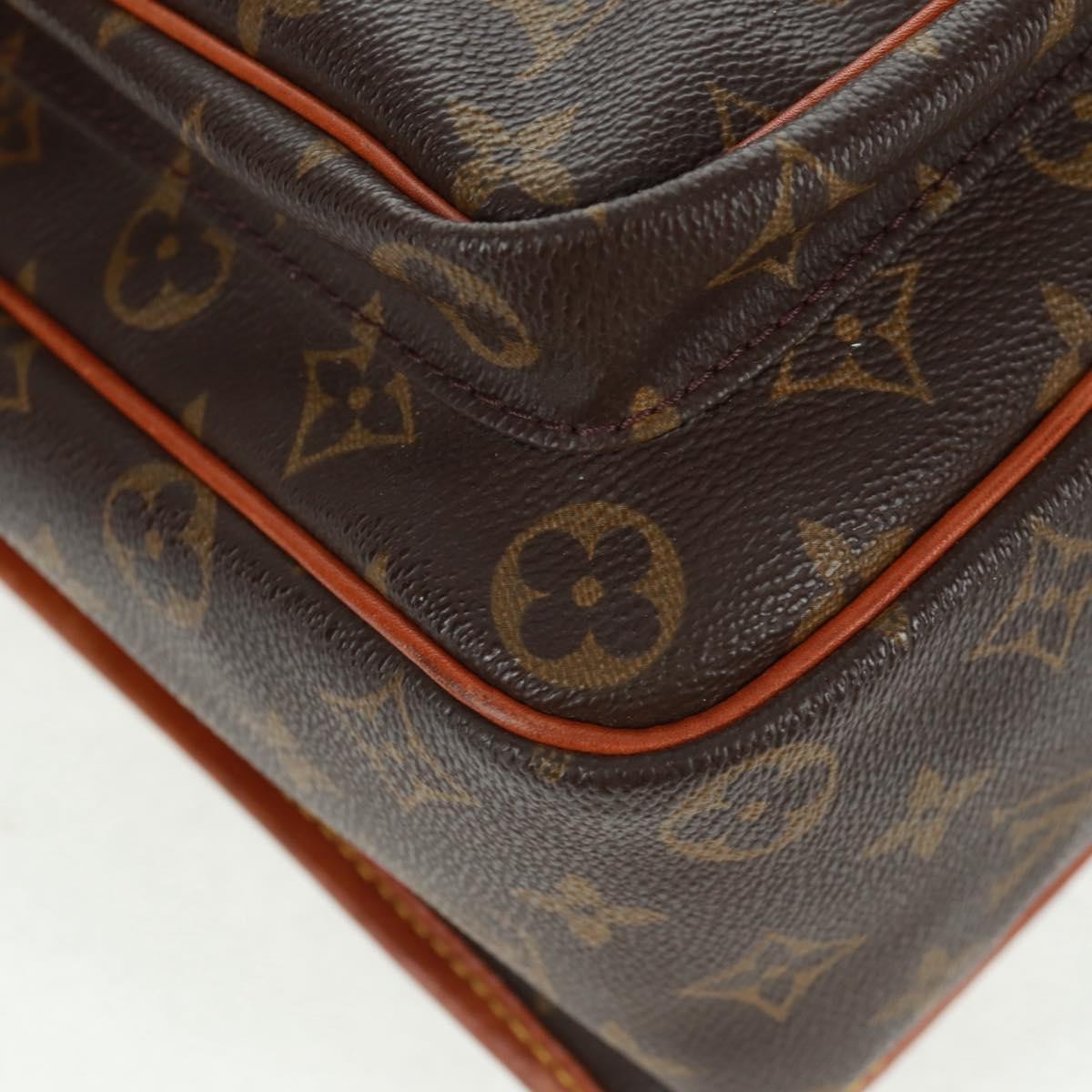 Louis Vuitton Sac Gibeciere Messenger Bag Monogram Canvas Brown Canvas Shoulder Bag Bag (Pre-Owned)