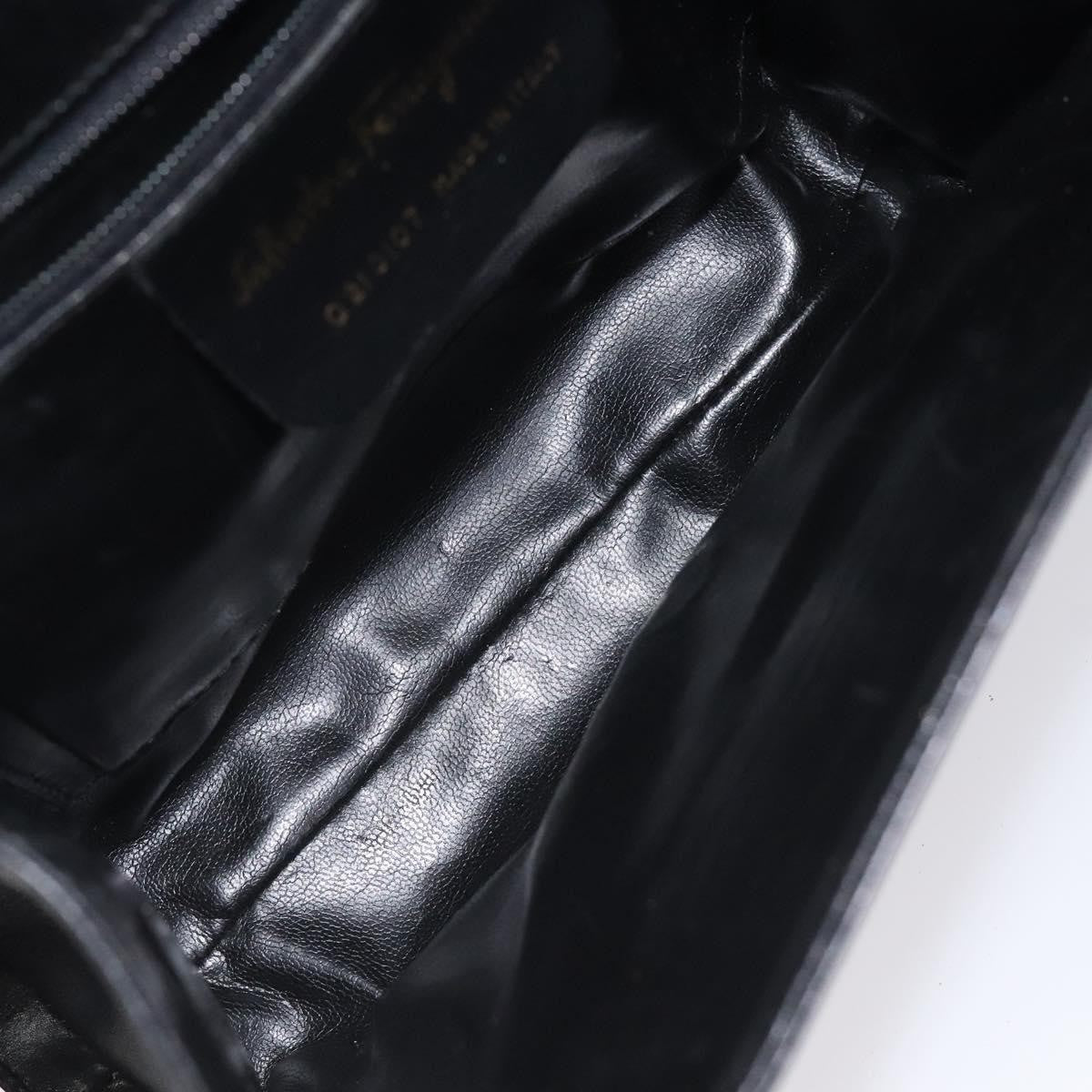 Salvatore Ferragamo Vara Shoulder Bag Leather Black Leather Shoulder Bag Bag (Pre-Owned)