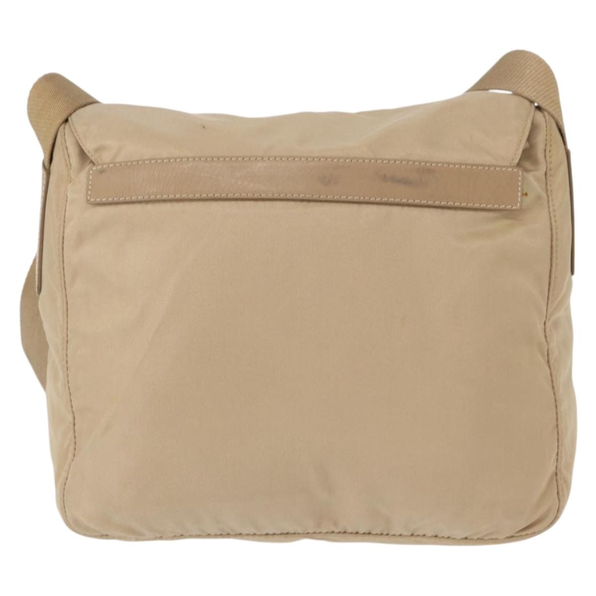 Prada Buckle Messenger Bag Tessuto Beige Nylon Shoulder Bag Bag (Pre-Owned)