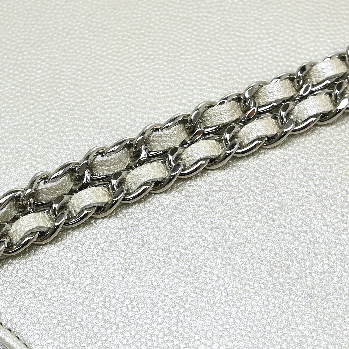 Chanel Timeless Wallet On Chain Textured Leather Silver Leather Wallets Accessory (Pre-Owned)