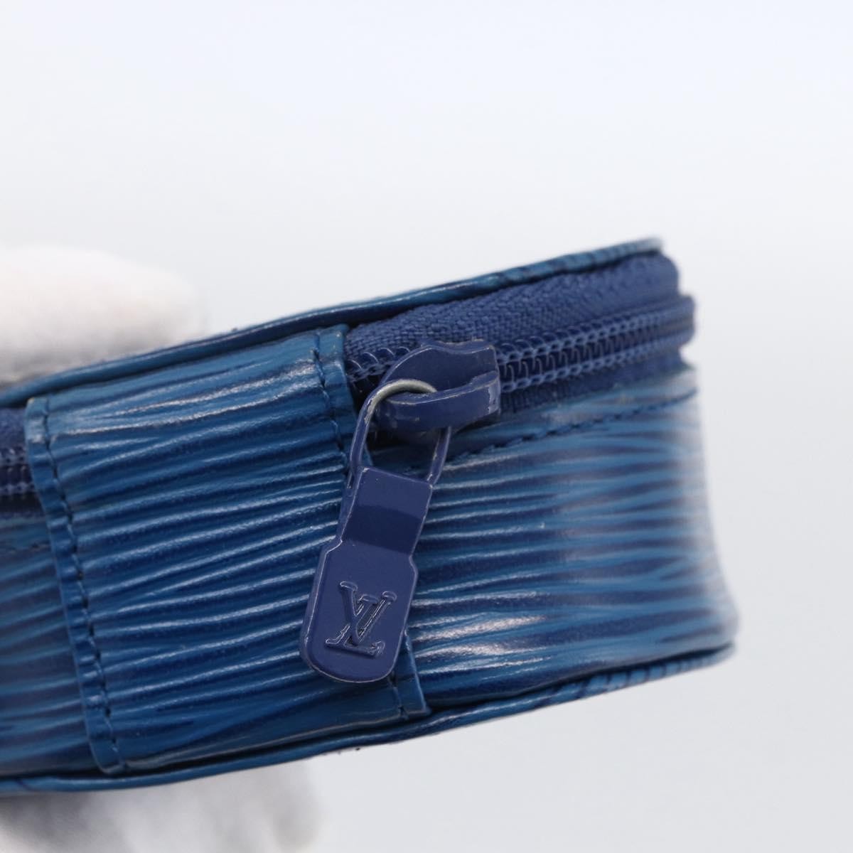 Louis Vuitton Ecrin Bijoux Jewelry Case Epi Leather Blue Leather Clutche & Pouche Bag (Pre-Owned)