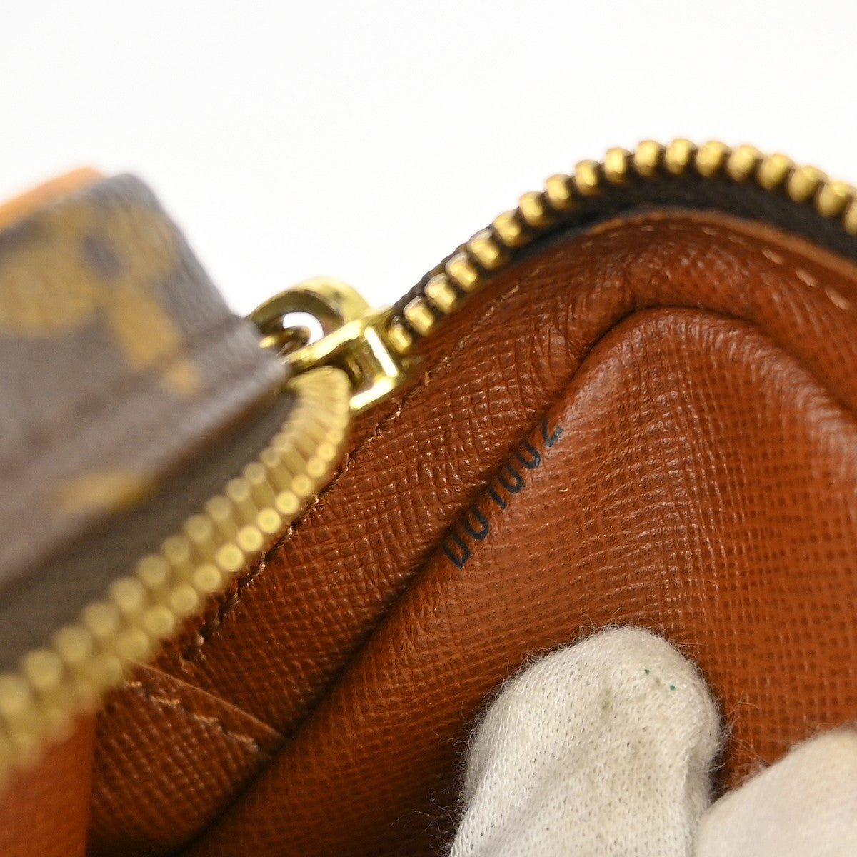 Louis Vuitton Pochette Marly Bandouliere Bag Monogram Canvas Brown Canvas Shoulder Bag Bag (Pre-Owned)
