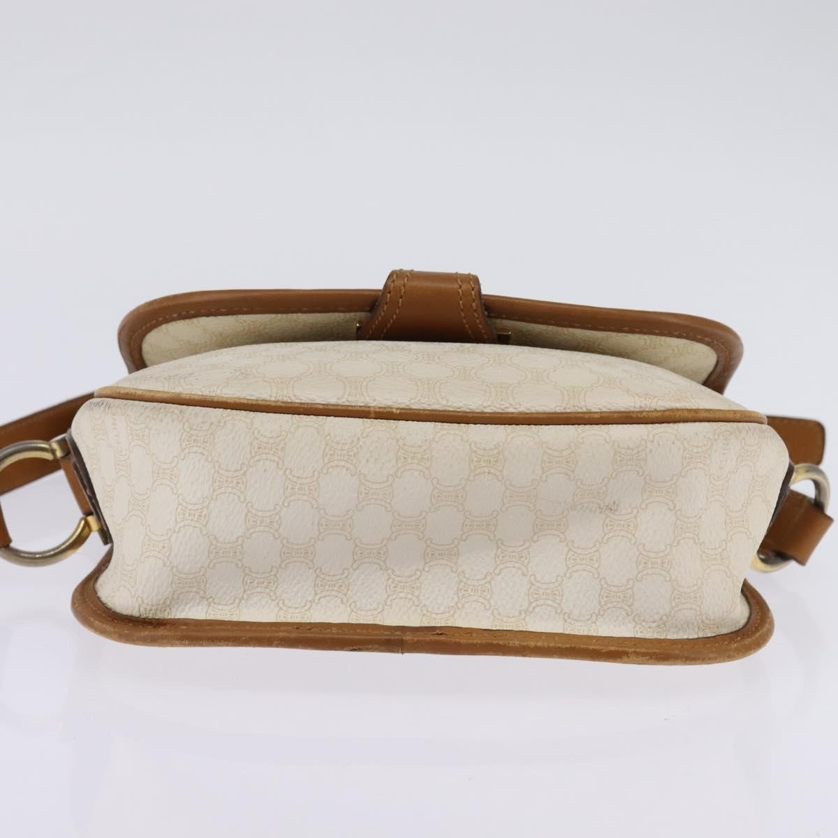 Celine Vintage Macadam Shoulder Bag Canvas And Leather Ecru Canvas Shoulder Bag Bag (Pre-Owned)