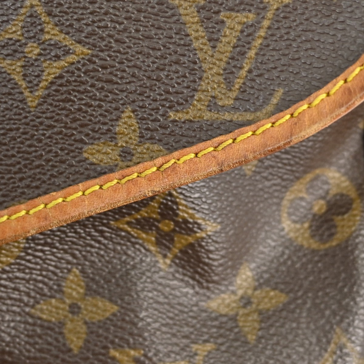 Louis Vuitton Saumur Handbag Monogram Canvas Brown Canvas Shoulder Bag Bag (Pre-Owned)