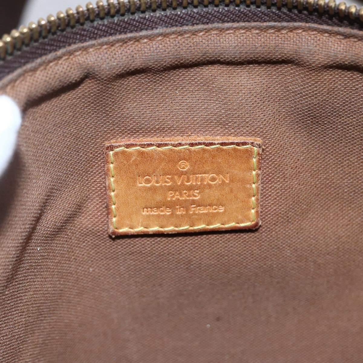 Louis Vuitton Bosphore Pochette Monogram Canvas Brown Canvas Shoulder Bag Bag (Pre-Owned)
