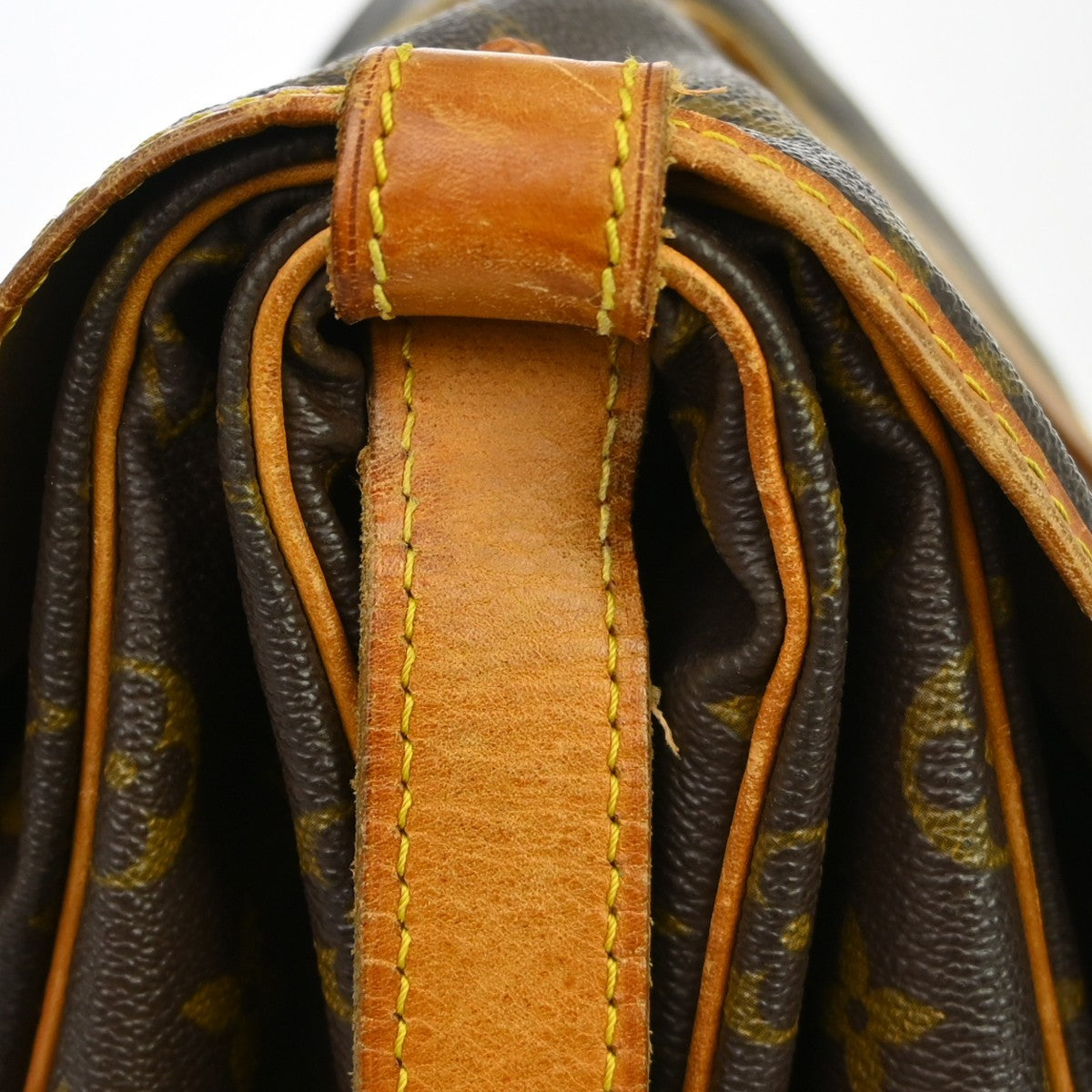 Louis Vuitton Saumur Handbag Monogram Canvas Brown Canvas Shoulder Bag Bag (Pre-Owned)