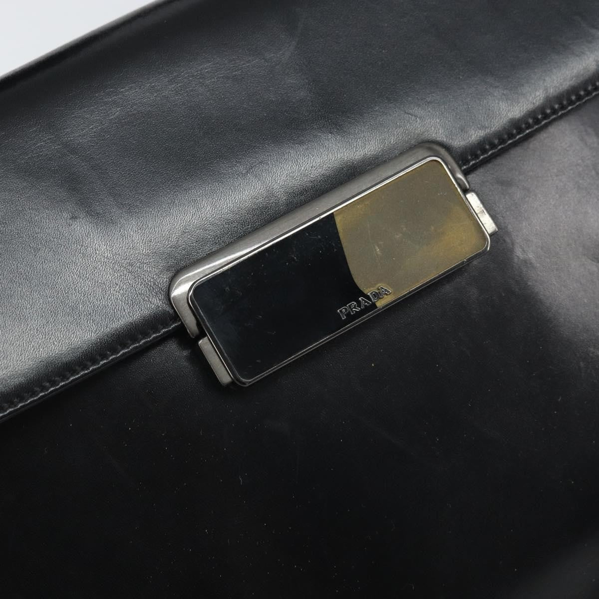 Prada Vintage Flap Shoulder Bag Leather Black Leather Shoulder Bag Bag (Pre-Owned)