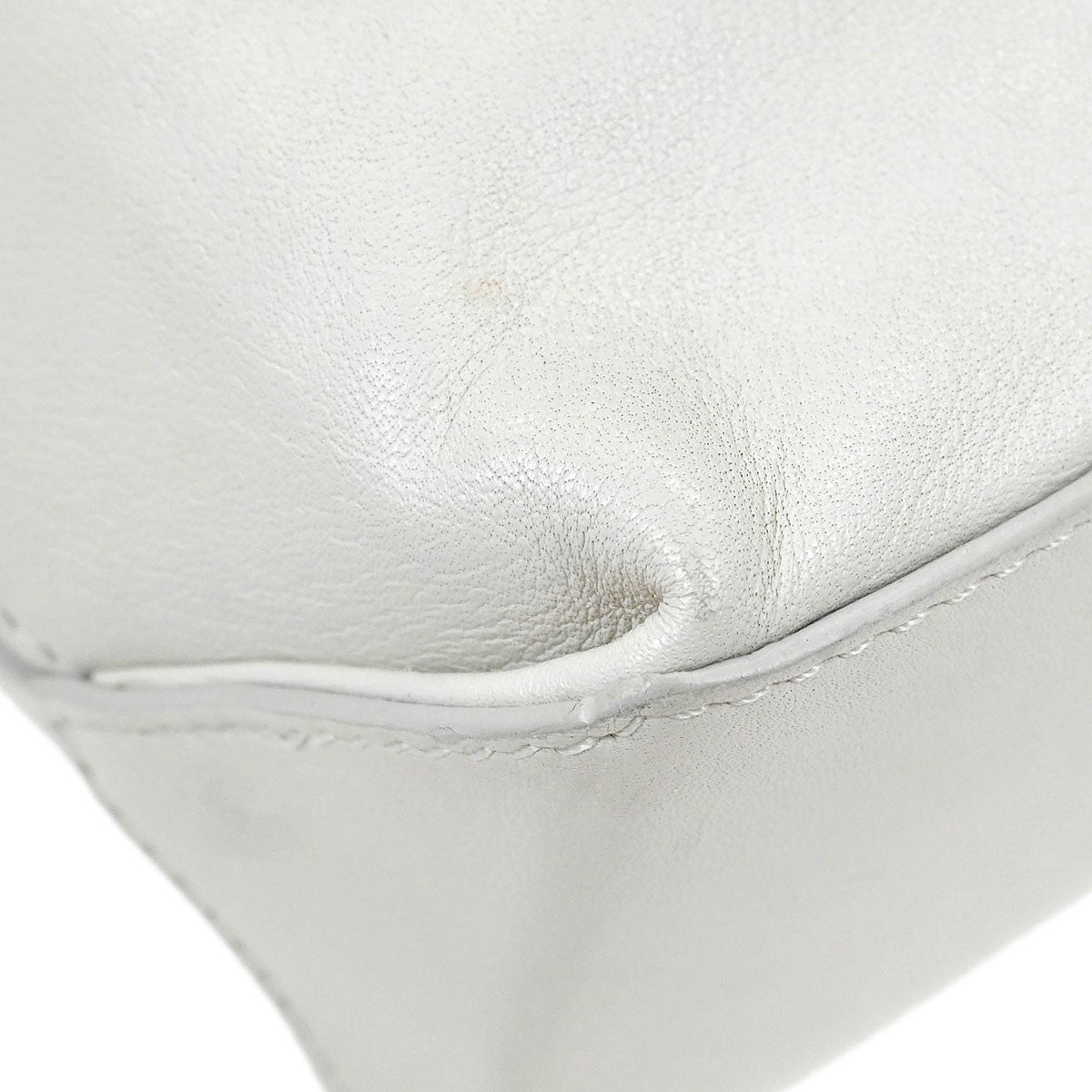 Chanel Essential Shopping Tote Leather White Calfskin Tote Bag Bag (Pre-Owned)