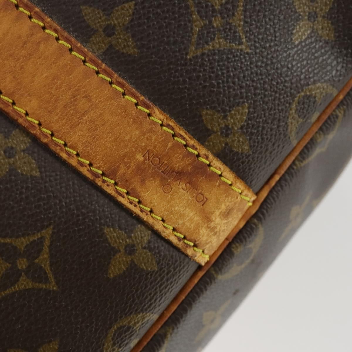 Louis Vuitton Keepall Bag Monogram Canvas Brown Canvas Travel Bag Bag (Pre-Owned)