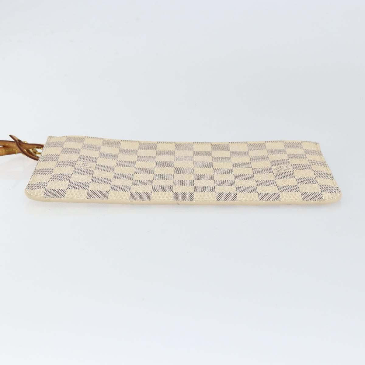 Louis Vuitton Neverfull Pochette Damier White Canvas Clutche & Pouche Bag (Pre-Owned)