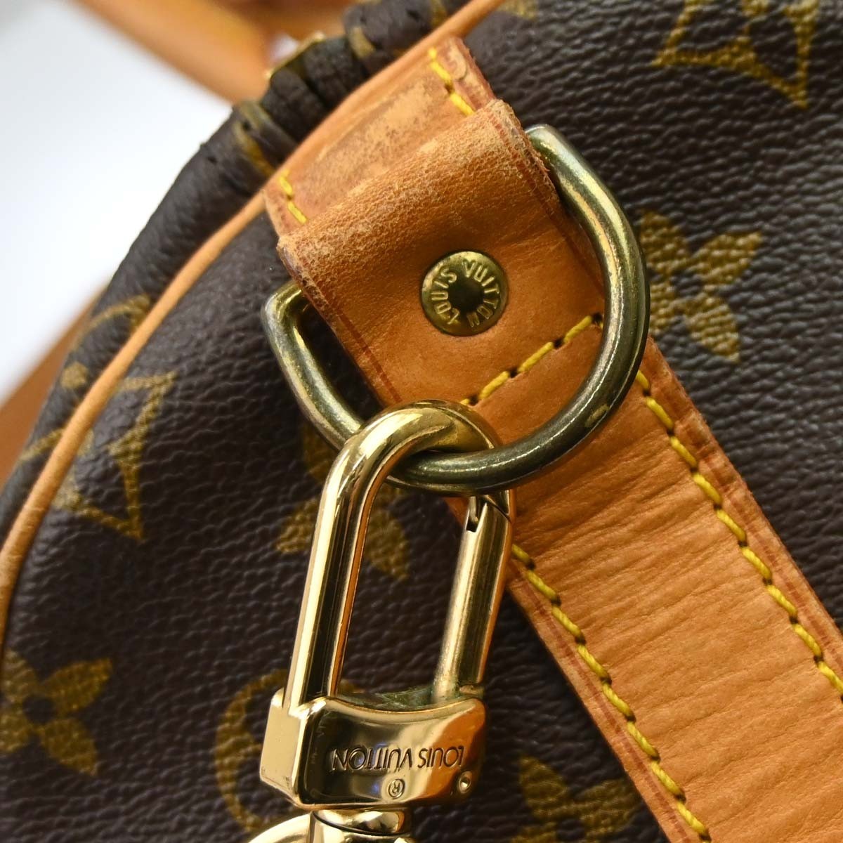 Louis Vuitton Keepall Bandouliere Bag Monogram Canvas Brown Canvas Travel Bag Bag (Pre-Owned)