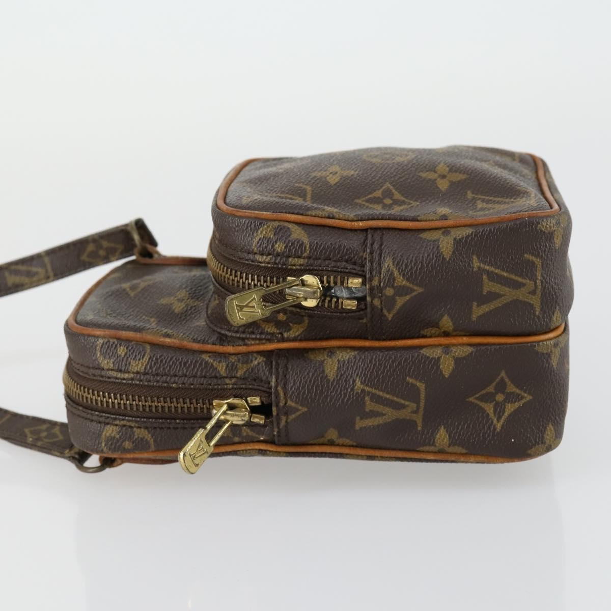 Louis Vuitton Amazone Bag Monogram Canvas Brown Canvas Shoulder Bag Bag (Pre-Owned)