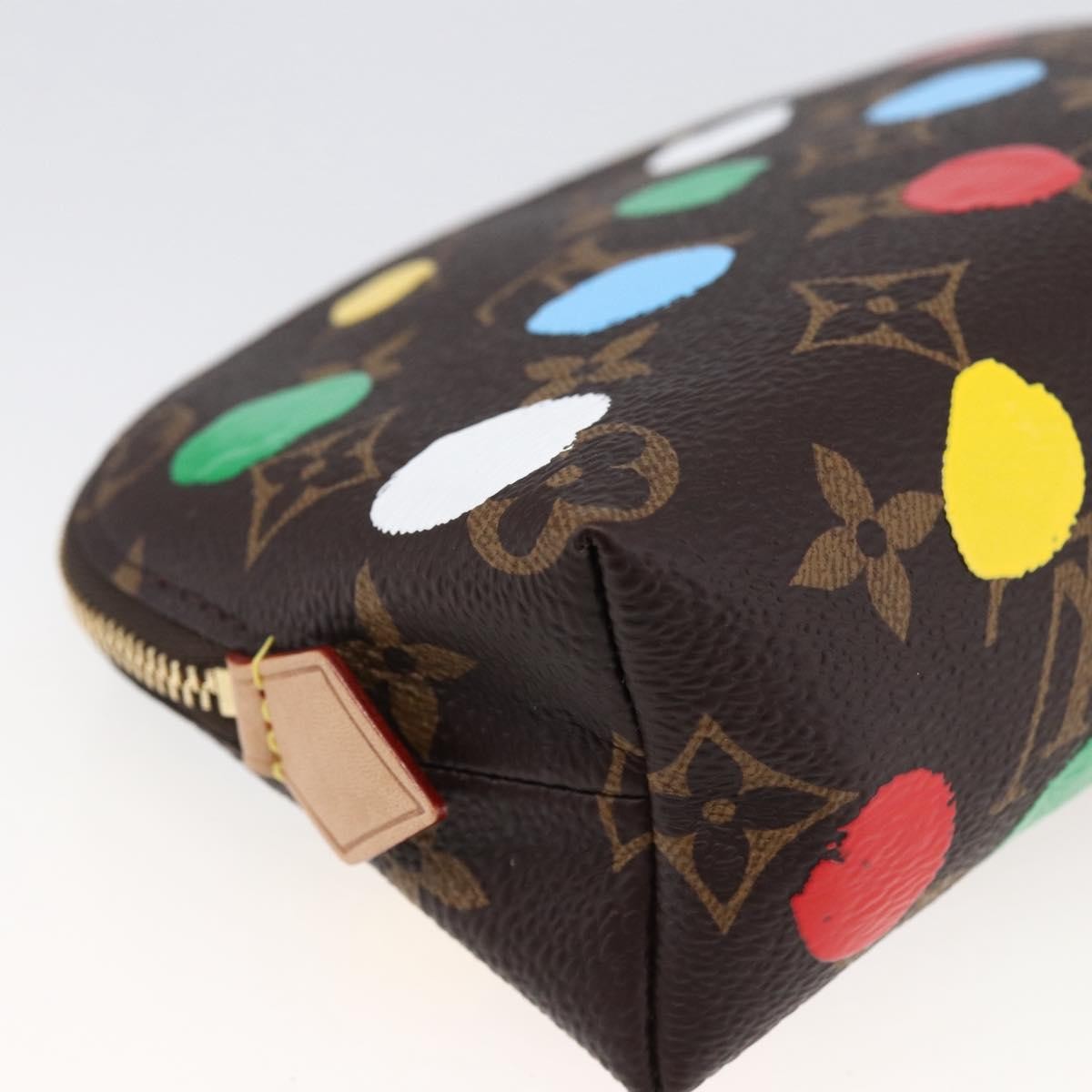 Louis Vuitton Cosmetic Pouch Yayoi Kusama Painted Dots Monogram Canvas Multicolour Canvas Clutche & Pouche Bag (Pre-Owned)