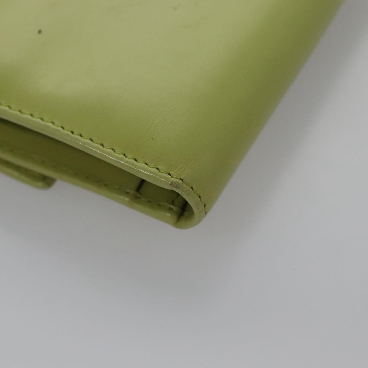 Prada Wallet Green Leather Wallets Accessory (Pre-Owned)