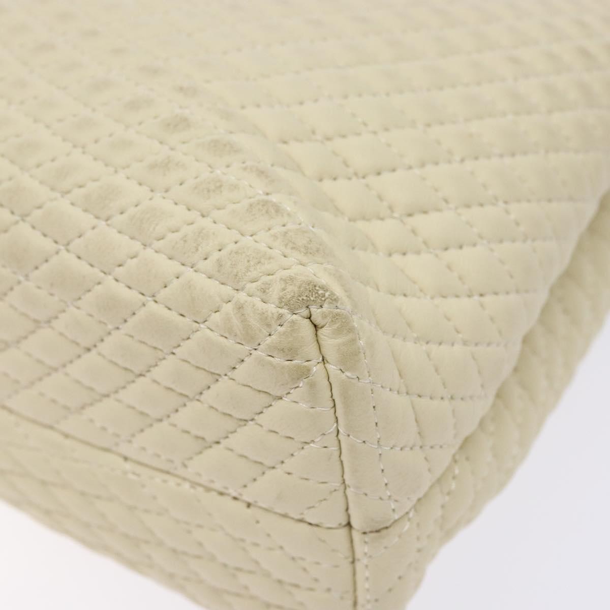 Bally Vintage Flap Handbag Quilted Leather Ecru Leather Handbag (Pre-Owned)