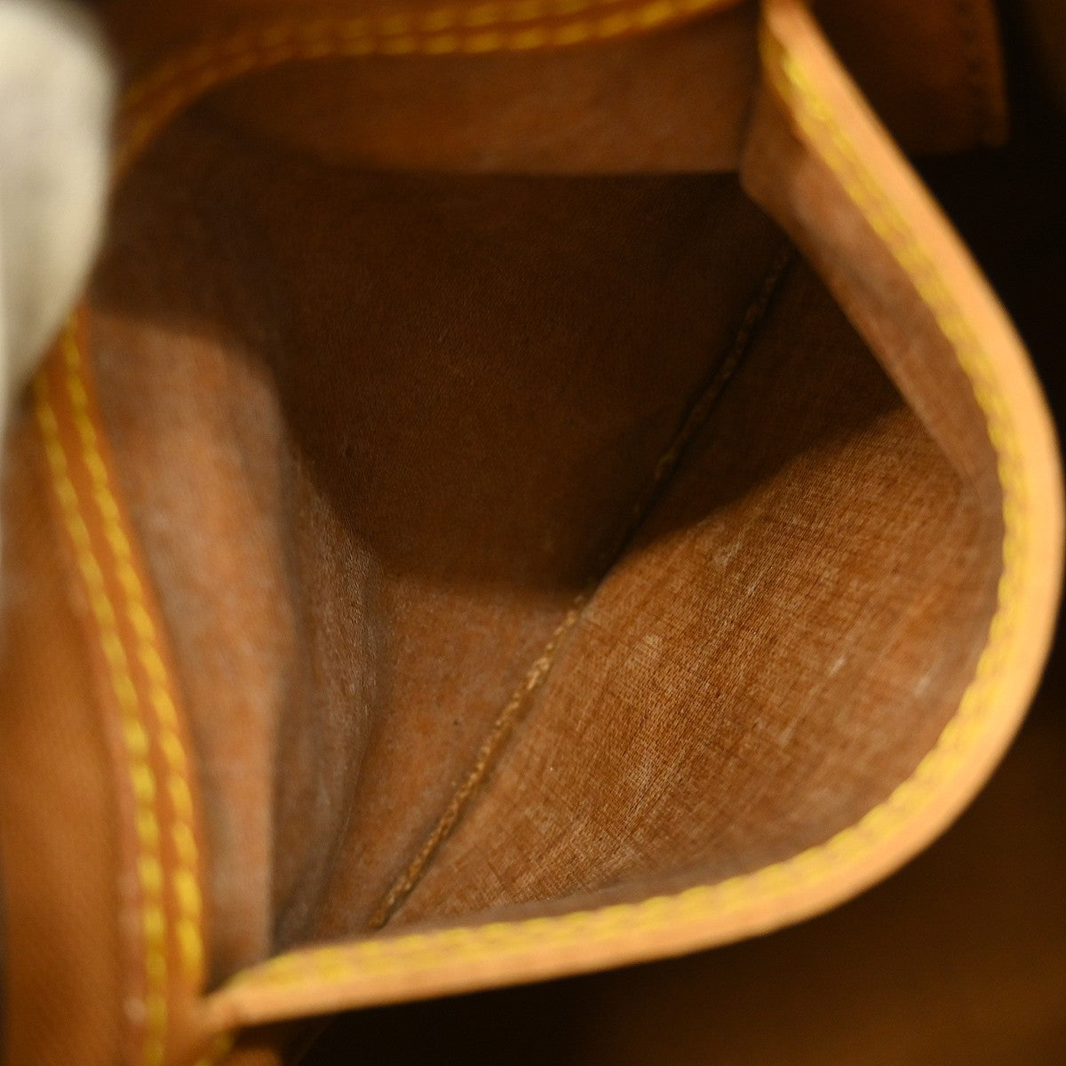 Louis Vuitton Speedy Handbag Monogram Canvas Brown Canvas Handbag (Pre-Owned)