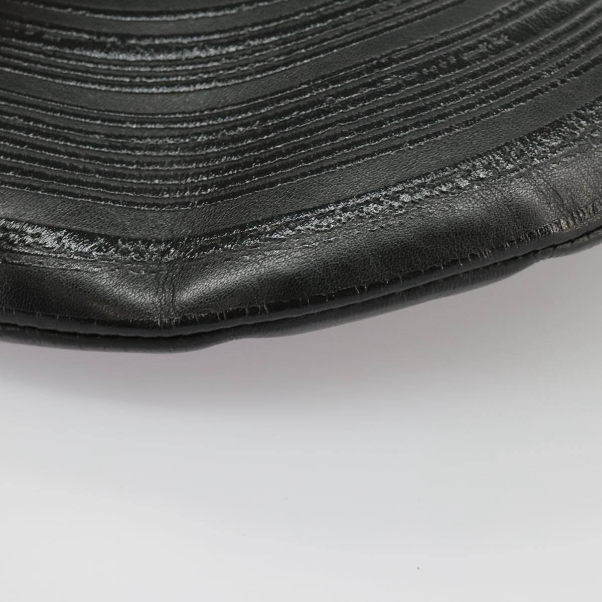 Louis Vuitton Disk Pouch Leather Black Leather Clutche & Pouche Bag (Pre-Owned)