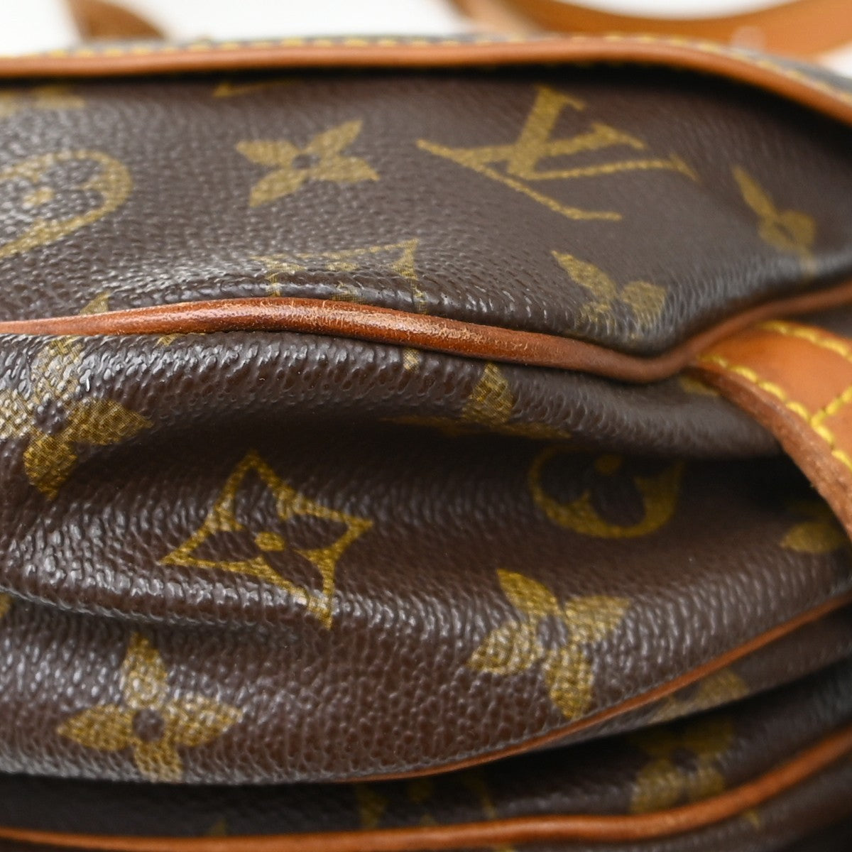 Louis Vuitton Saumur Handbag Monogram Canvas Brown Canvas Shoulder Bag Bag (Pre-Owned)