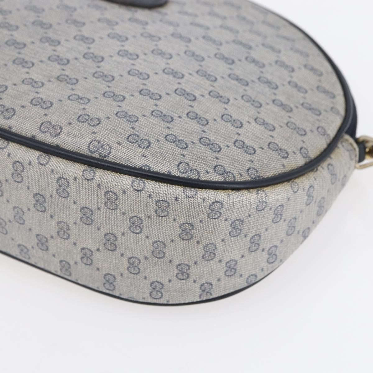 Gucci Micro Gg Supreme Shoulder Bag Gg Canvas Navy Canvas Shoulder Bag Bag (Pre-Owned)