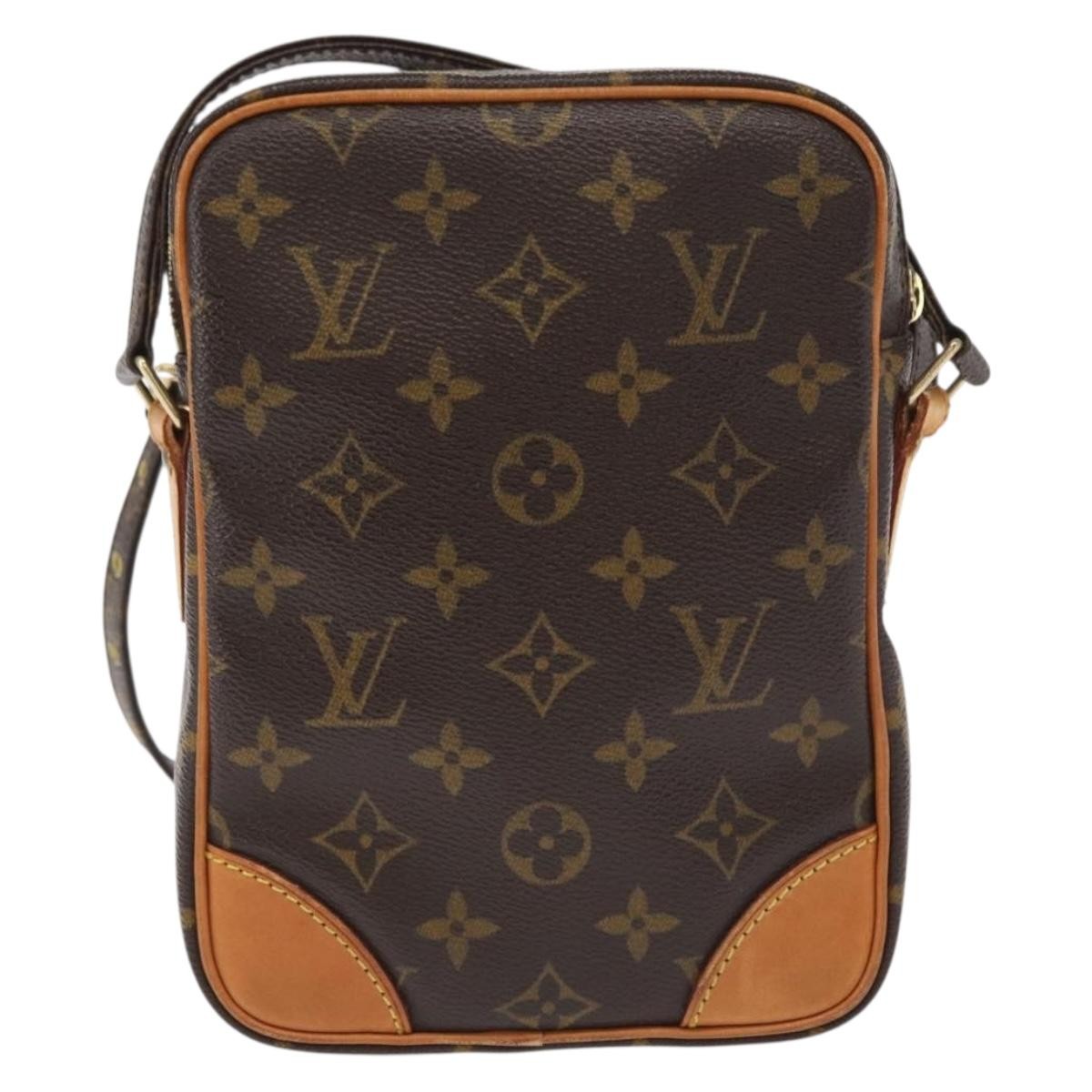 Louis Vuitton Amazone Bag Monogram Canvas Brown Canvas Shoulder Bag Bag (Pre-Owned)