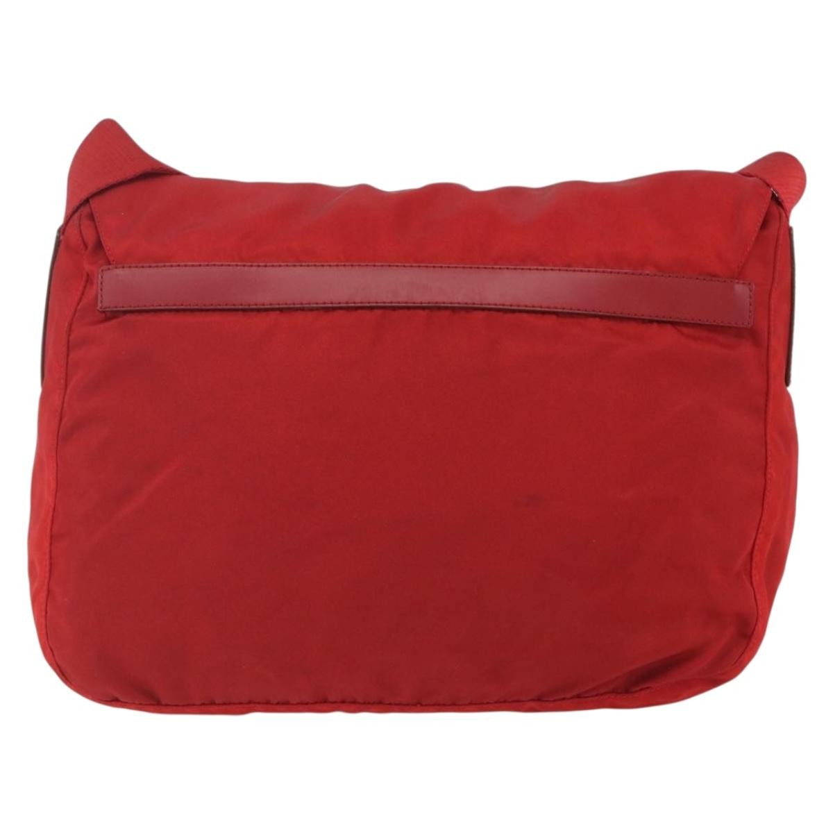 Prada Zip Buckle Messenger Bag Tessuto Red Nylon Shoulder Bag Bag (Pre-Owned)
