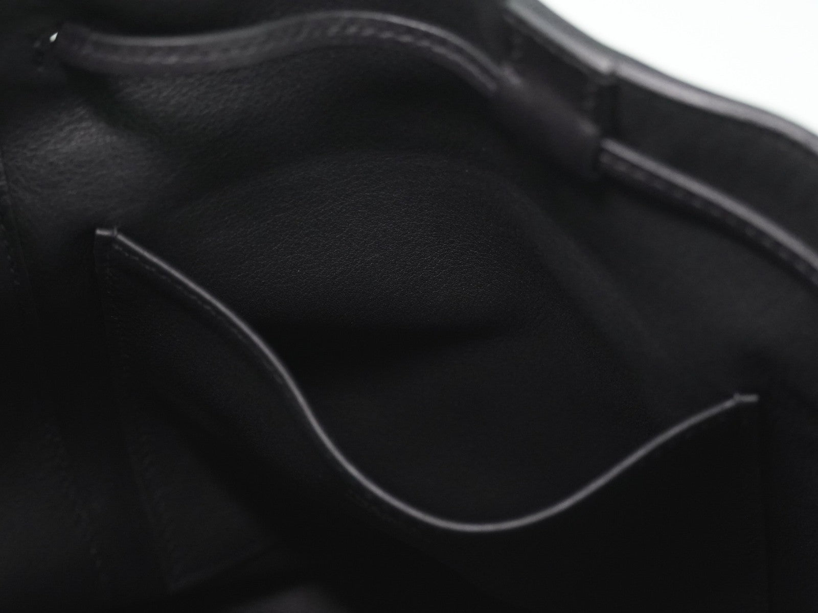 Hermes Licol Bag Volupto Black Leather Shoulder Bag Bag (Pre-Owned)