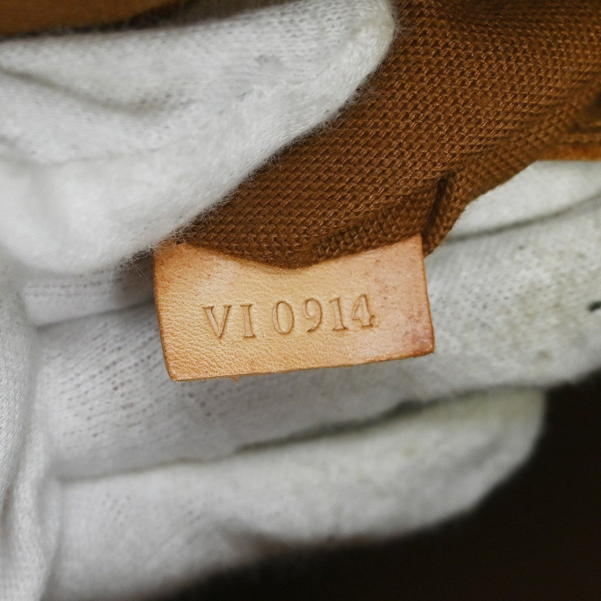 Louis Vuitton Alma Handbag Monogram Canvas Brown Canvas Handbag (Pre-Owned)