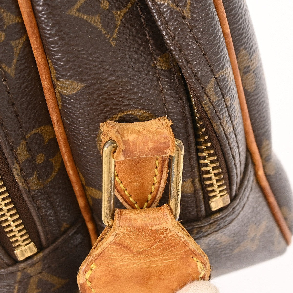 Louis Vuitton Reporter Bag Monogram Canvas Brown Canvas Shoulder Bag Bag (Pre-Owned)
