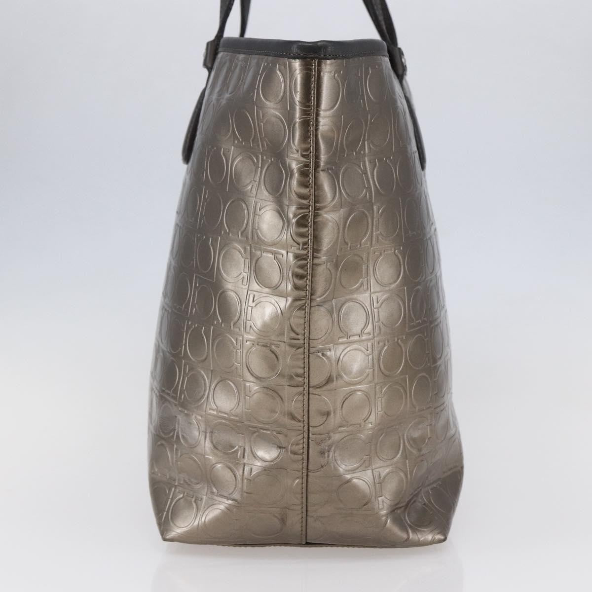Salvatore Ferragamo Gancini Tote Patent Leather Gold Patent_Leather Tote Bag Bag (Pre-Owned)