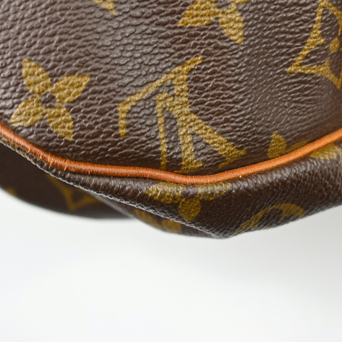 Louis Vuitton Saumur Handbag Monogram Canvas Brown Canvas Shoulder Bag Bag (Pre-Owned)