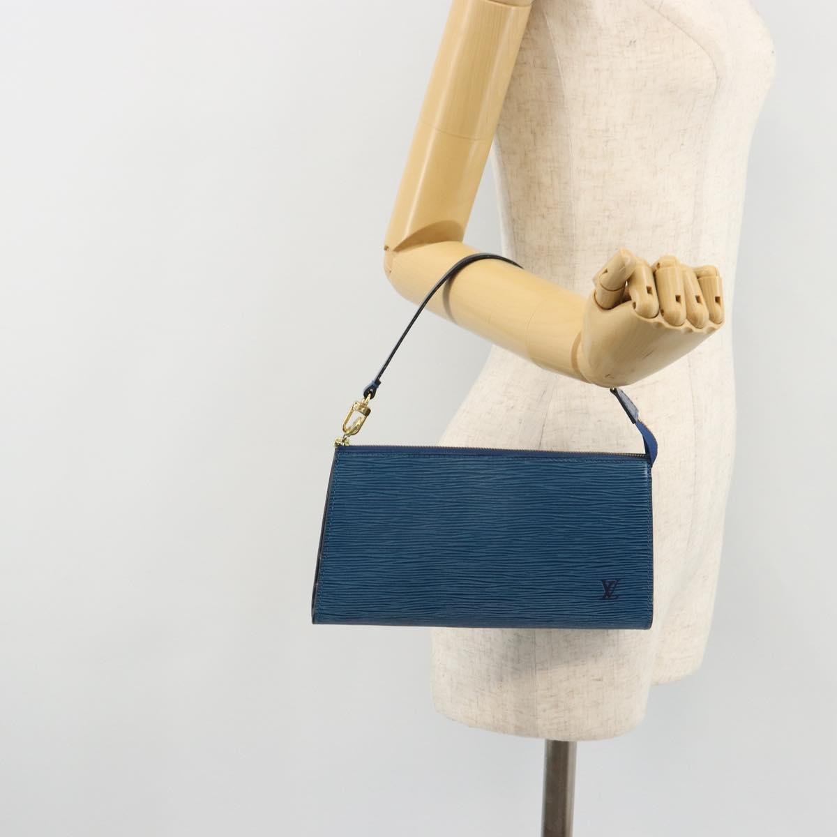 Louis Vuitton Pochette Accessoires Epi Leather Blue Leather Clutche & Pouche Bag (Pre-Owned)