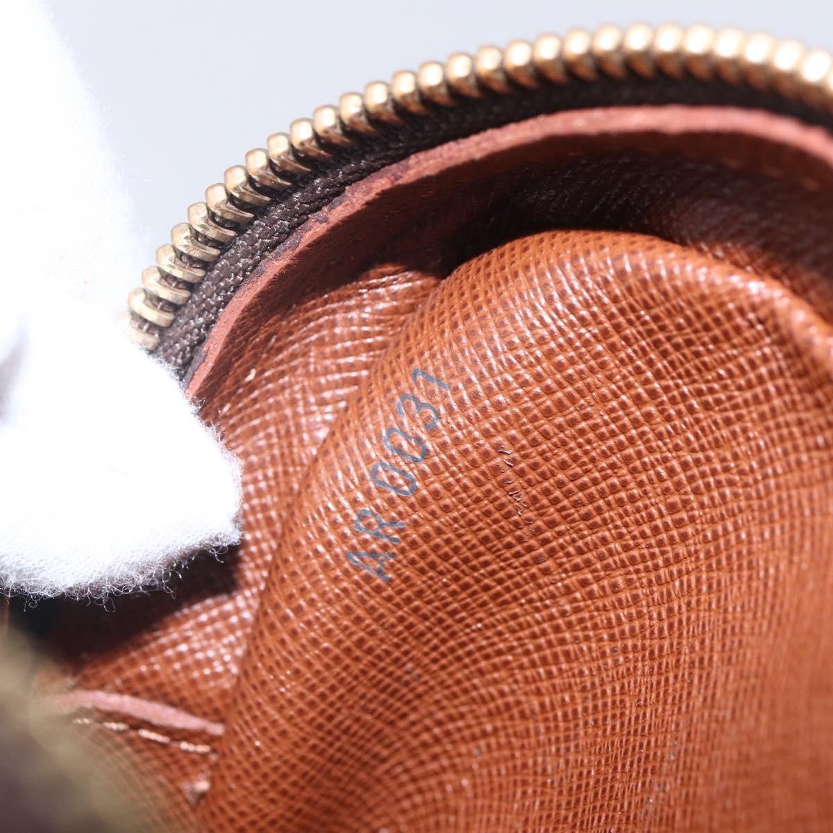 Louis Vuitton Amazone Bag Monogram Canvas Brown Canvas Shoulder Bag Bag (Pre-Owned)