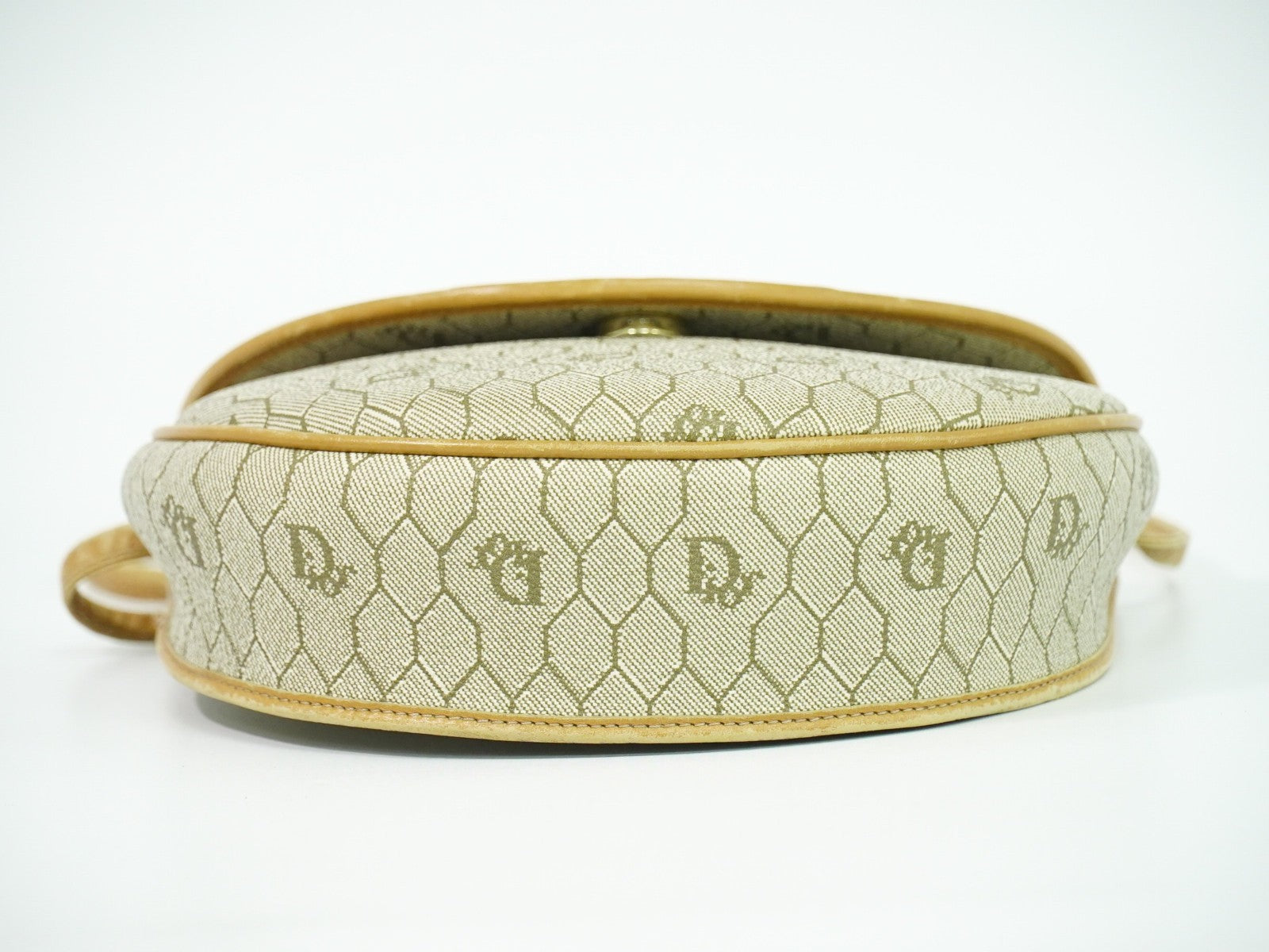 Christian Dior Vintage Honeycomb Shoulder Bag Canvas Beige Canvas Shoulder Bag Bag (Pre-Owned)