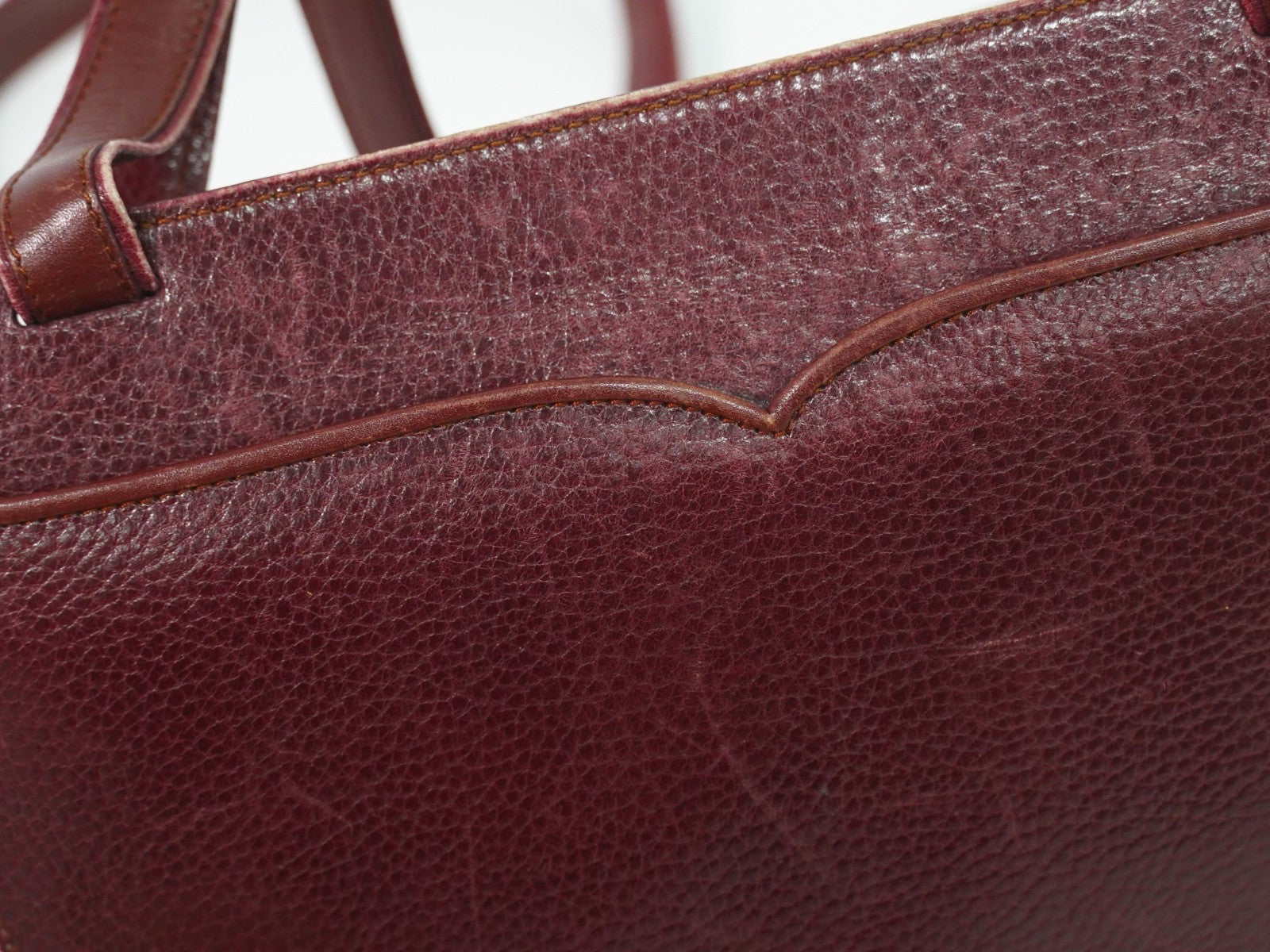 Cartier Must De Cartier Shoulder Bag Leather Burgundy Leather Shoulder Bag Bag (Pre-Owned)