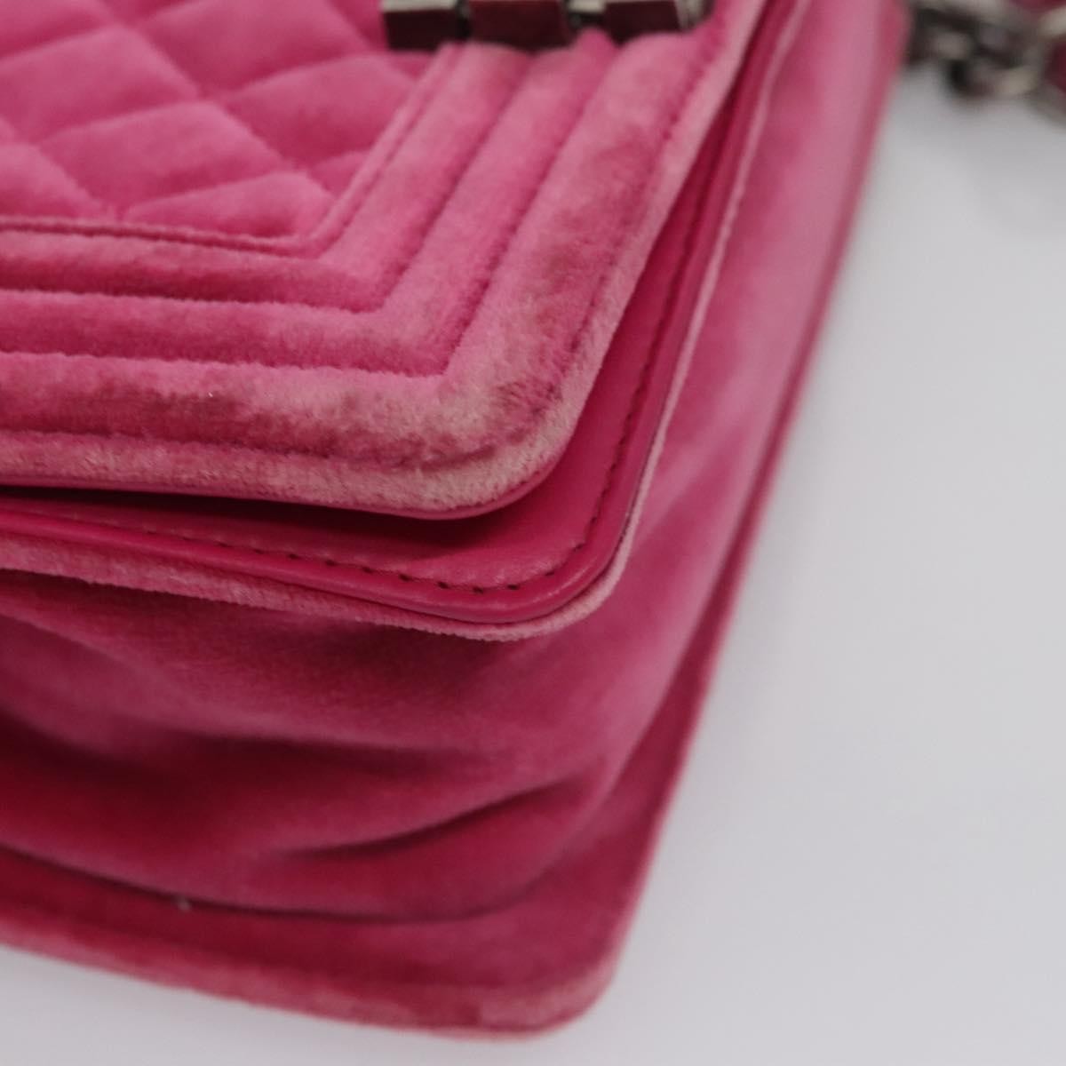 Chanel Boy Flap Bag Quilted Velvet Pink Velvet Shoulder Bag Bag (Pre-Owned)