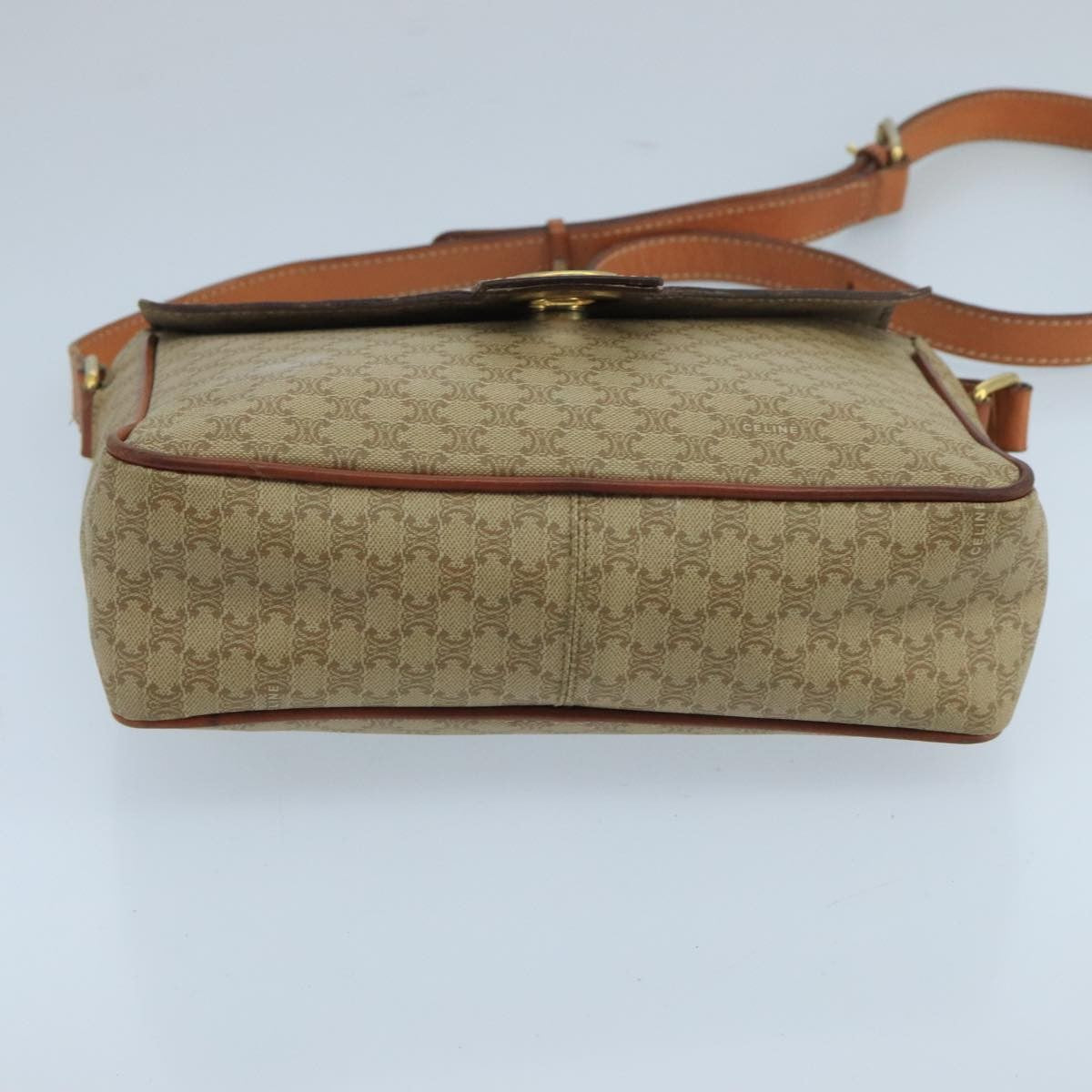 Celine Vintage Macadam Circle Logo Shoulder Bag Canvas And Leather Beige Canvas Shoulder Bag Bag (Pre-Owned)