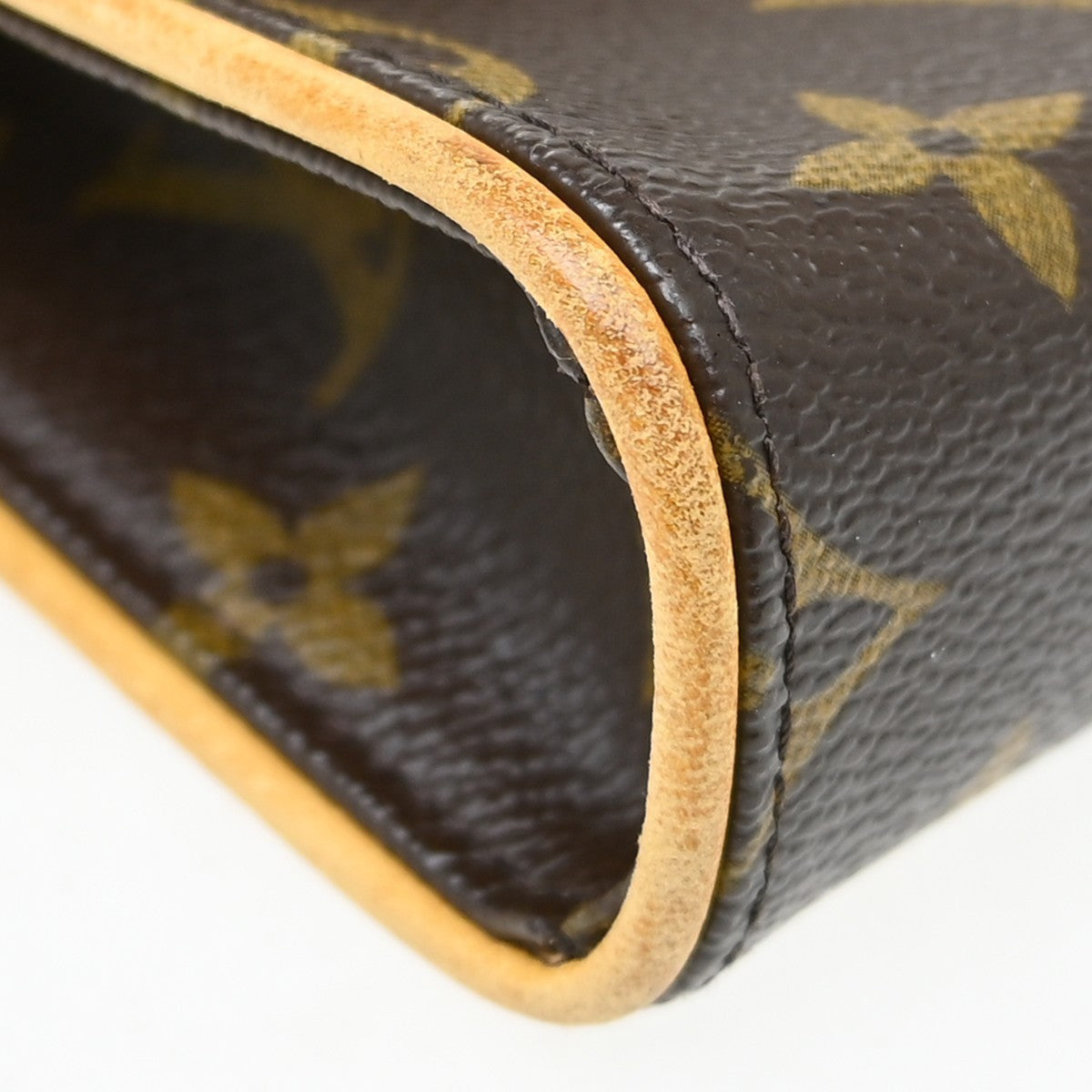 Louis Vuitton Florentine Waist Bag Monogram Canvas Brown Canvas Clutche & Pouche Bag (Pre-Owned)