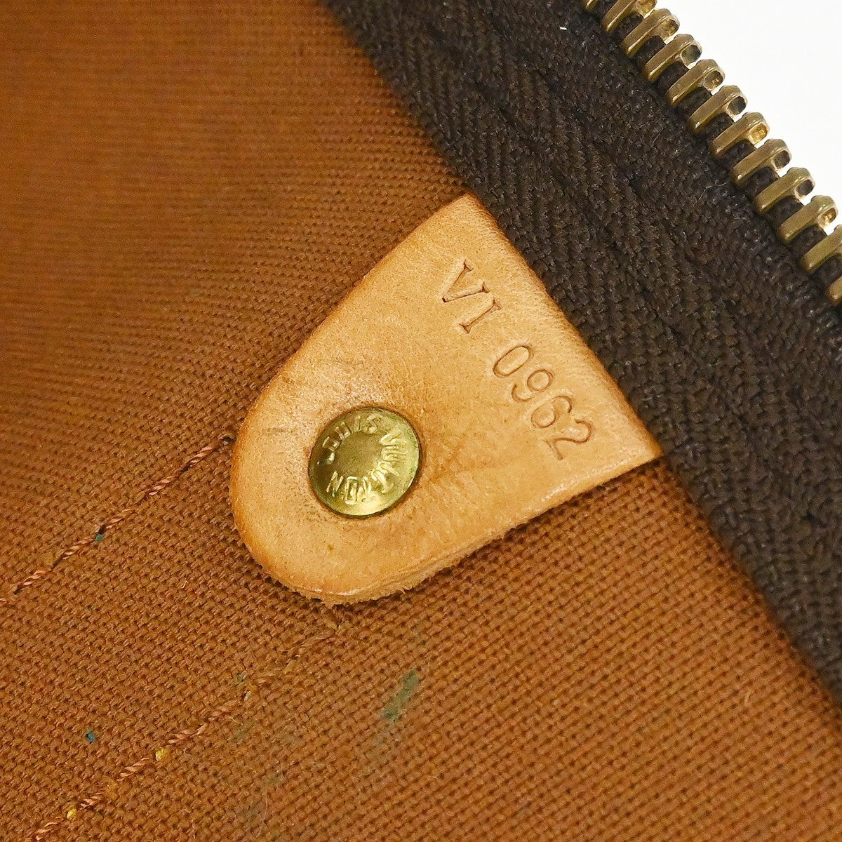 Louis Vuitton Keepall Bandouliere Bag Monogram Canvas Brown Canvas Travel Bag Bag (Pre-Owned)
