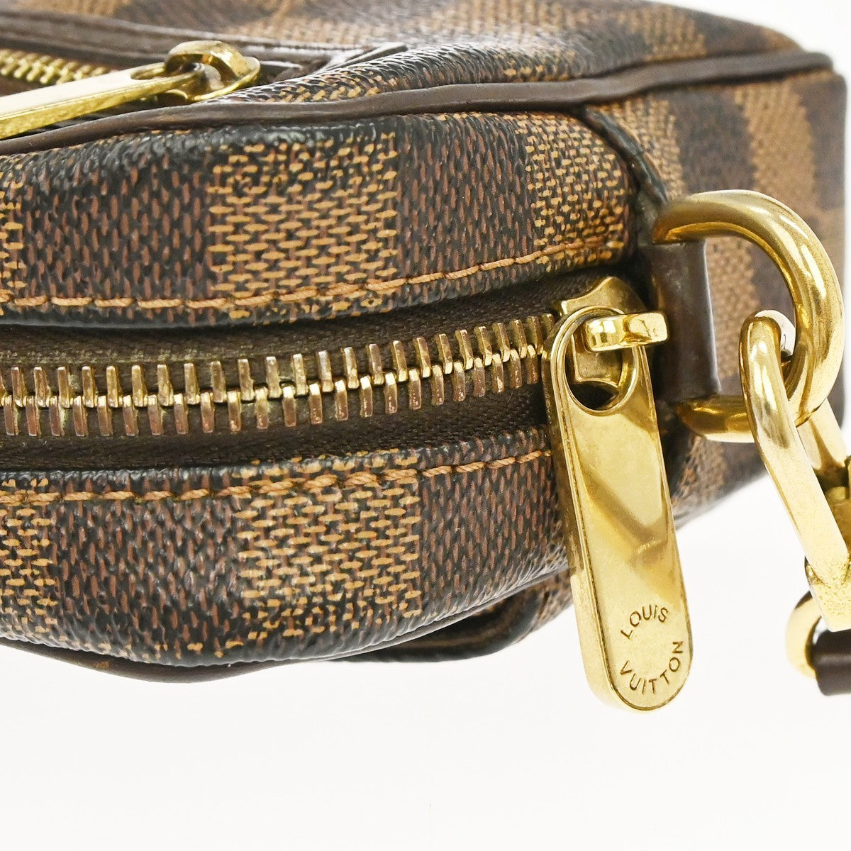 Louis Vuitton Pochette Macao Damier Brown Canvas Clutche & Pouche Bag (Pre-Owned)