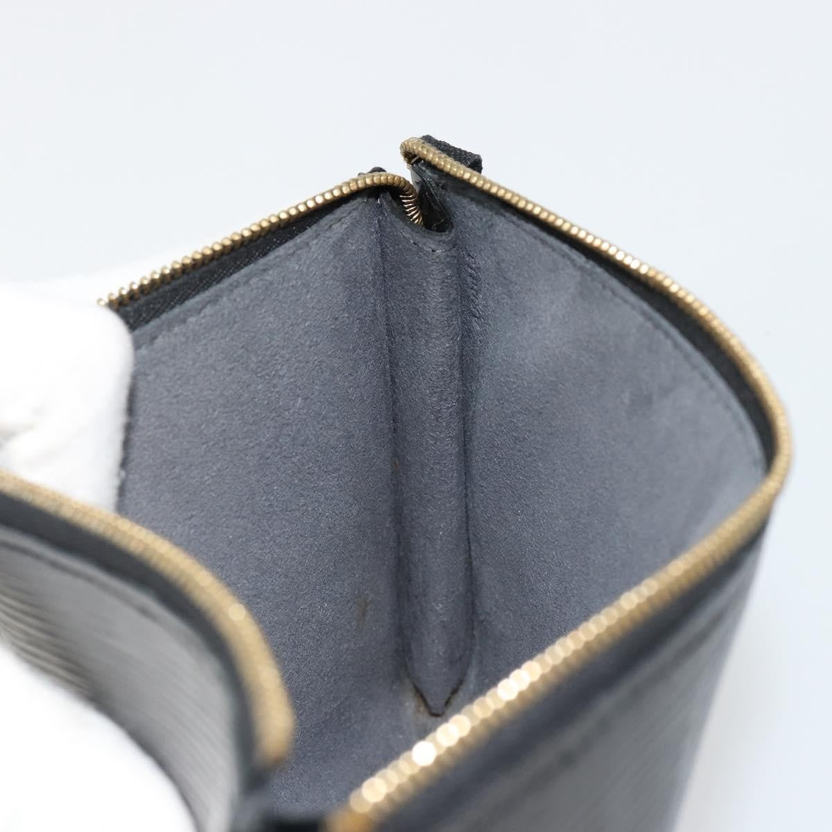 Louis Vuitton Pochette Accessoires Epi Leather Black Leather Clutche & Pouche Bag (Pre-Owned)