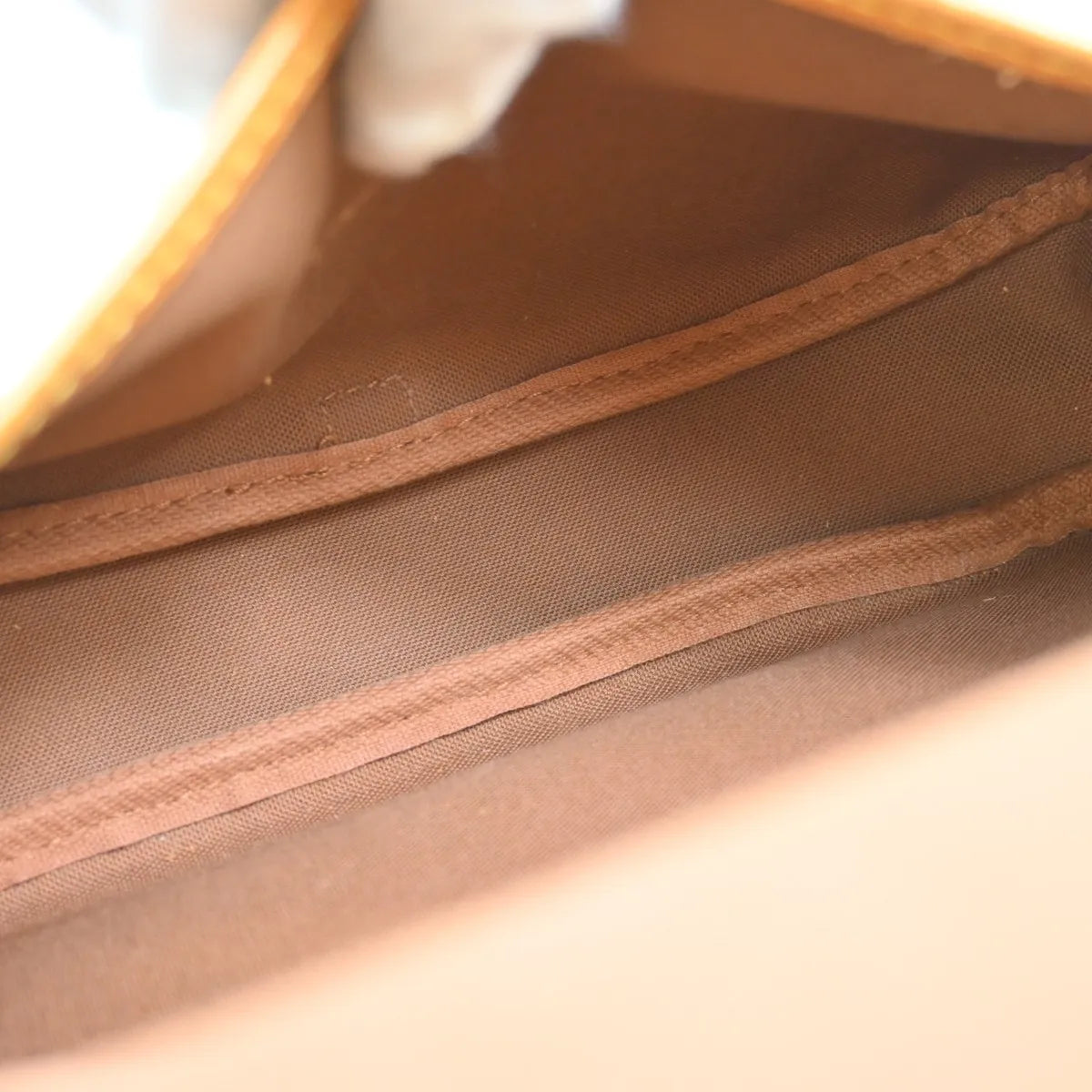 Louis Vuitton Saumur Monogram Canvas Brown Canvas Shoulder Bag Bag (Pre-Owned)
