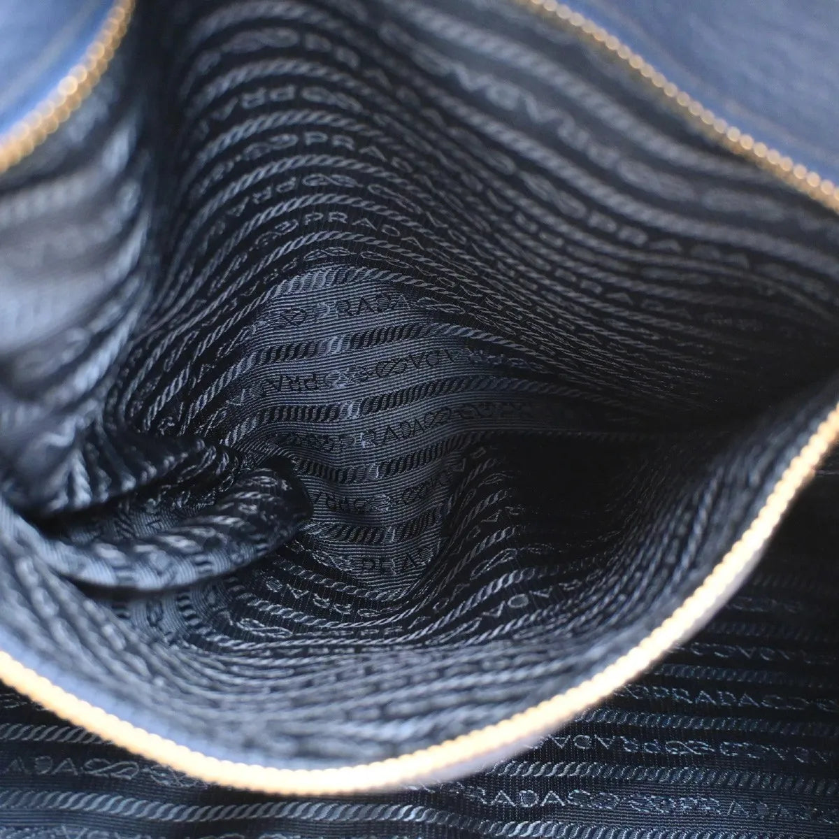 Prada Convertible Shopper Tote Vitello Daino Navy Leather Tote Bag Bag (Pre-Owned)