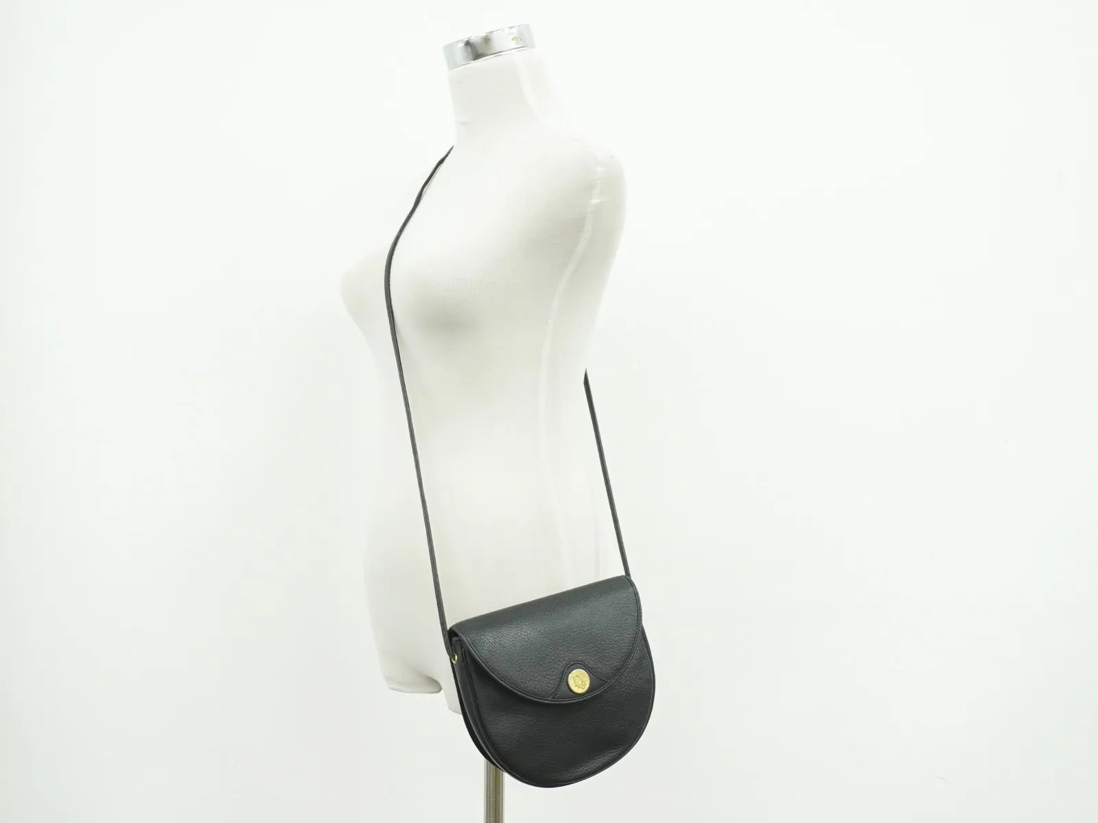 Christian Dior Vintage Leather Black Leather Shoulder Bag Bag (Pre-Owned)