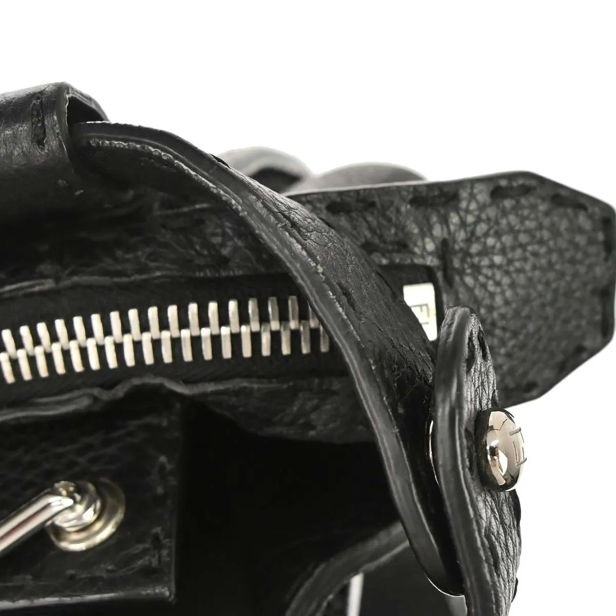 Fendi Selleria Peekaboo Fit Leather Black Leather Handbag (Pre-Owned)
