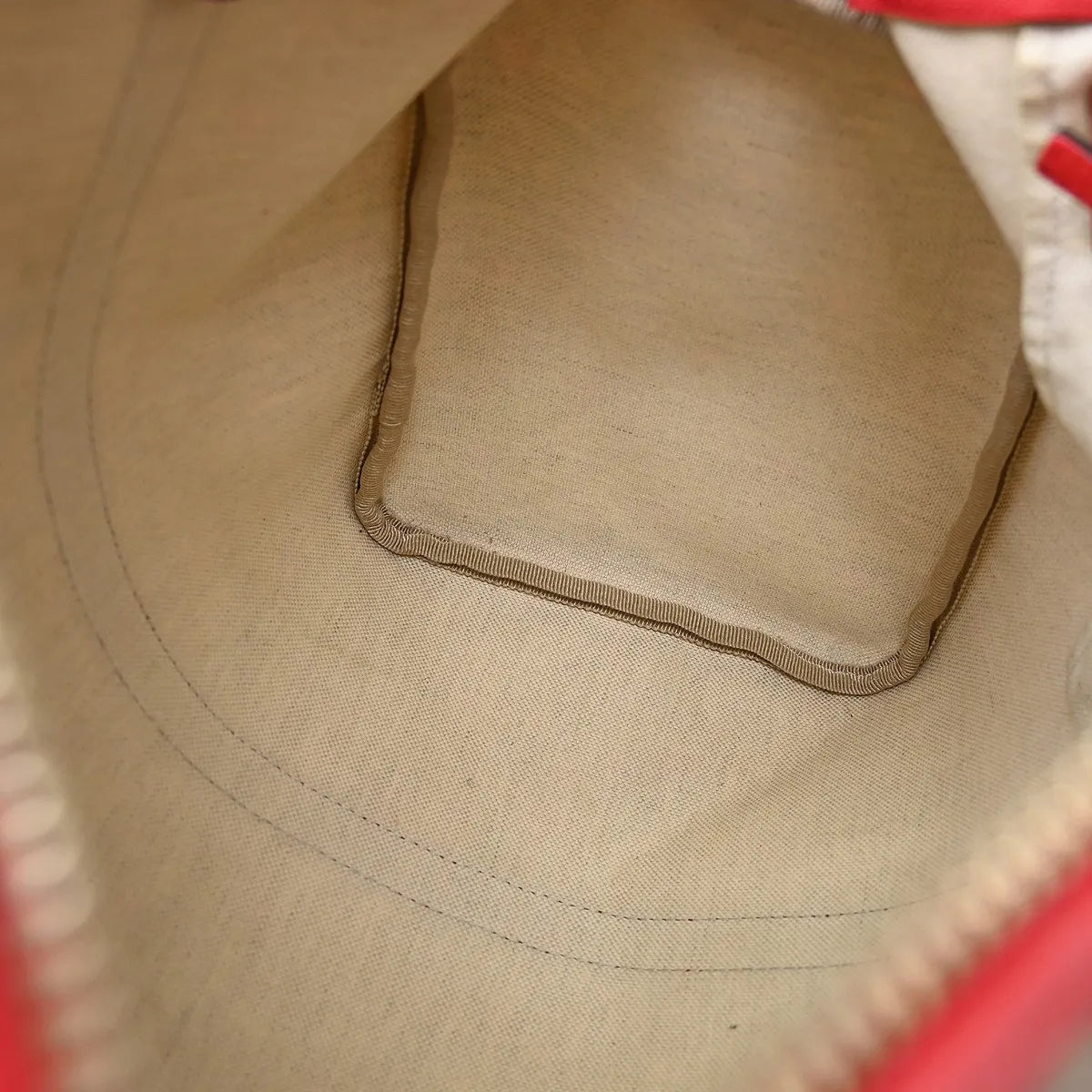 Gucci Vintage Duffle Gg Coated Canvas Beige Canvas Handbag (Pre-Owned)