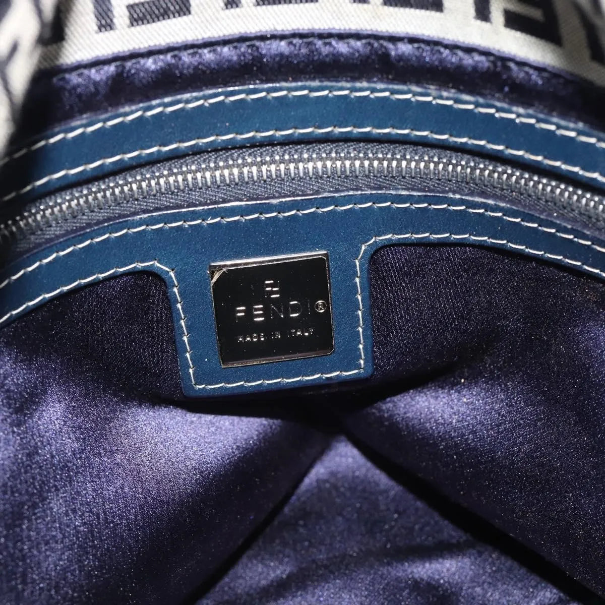Fendi Zucchino Canvas Mamma Baguette Canvas Navy Canvas Shoulder Bag Bag (Pre-Owned)