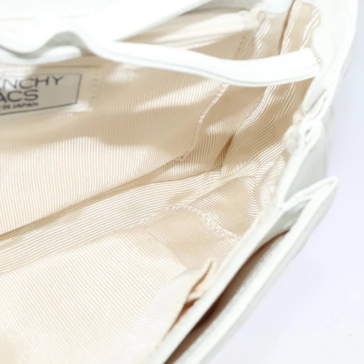 Givenchy Vintage 4G Leather White Leather Shoulder Bag Bag (Pre-Owned)